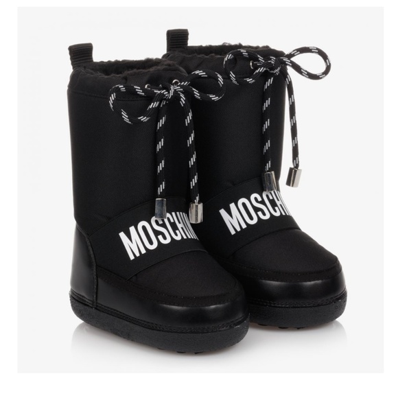 moschino snowboots